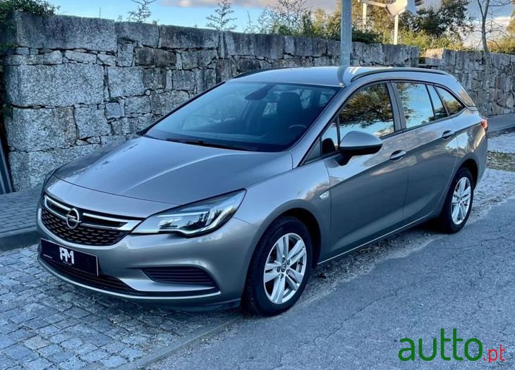 2017' Opel Astra Sports Tourer photo #5