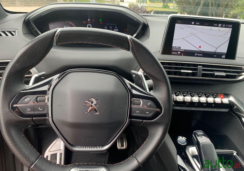 2019' Peugeot 3008 photo #5
