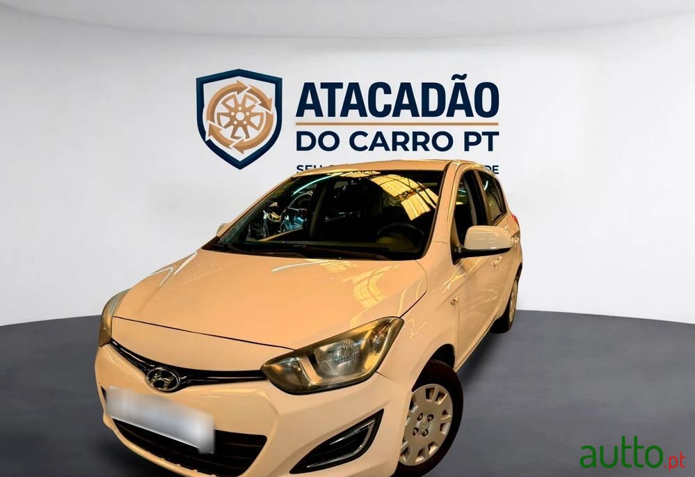 2014' Hyundai i20 1.1 Crdi photo #1
