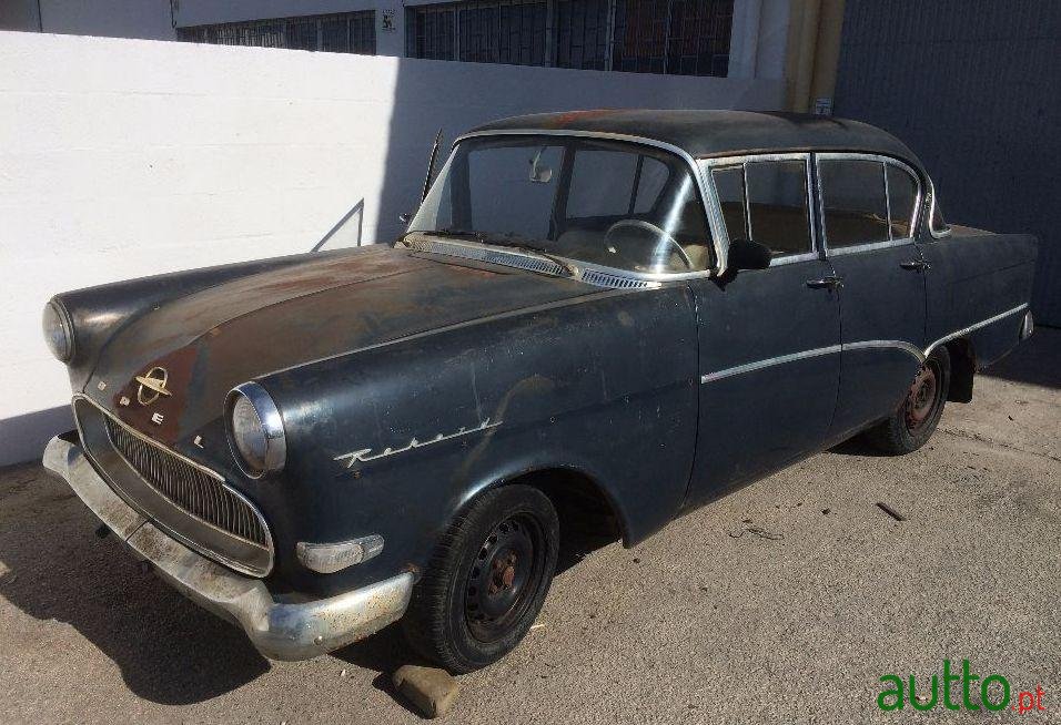1960' Opel Rekord 1700 4 Portas photo #2