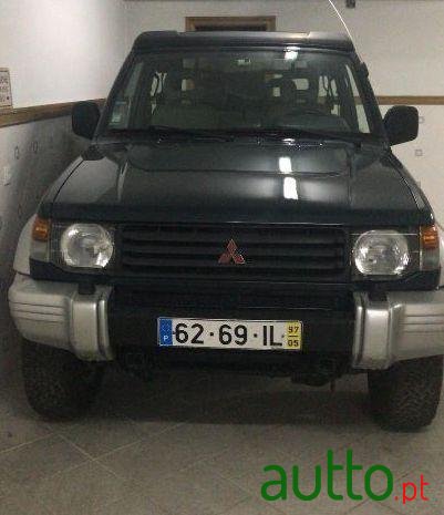 1997' Mitsubishi Pajero Cabrio photo #2