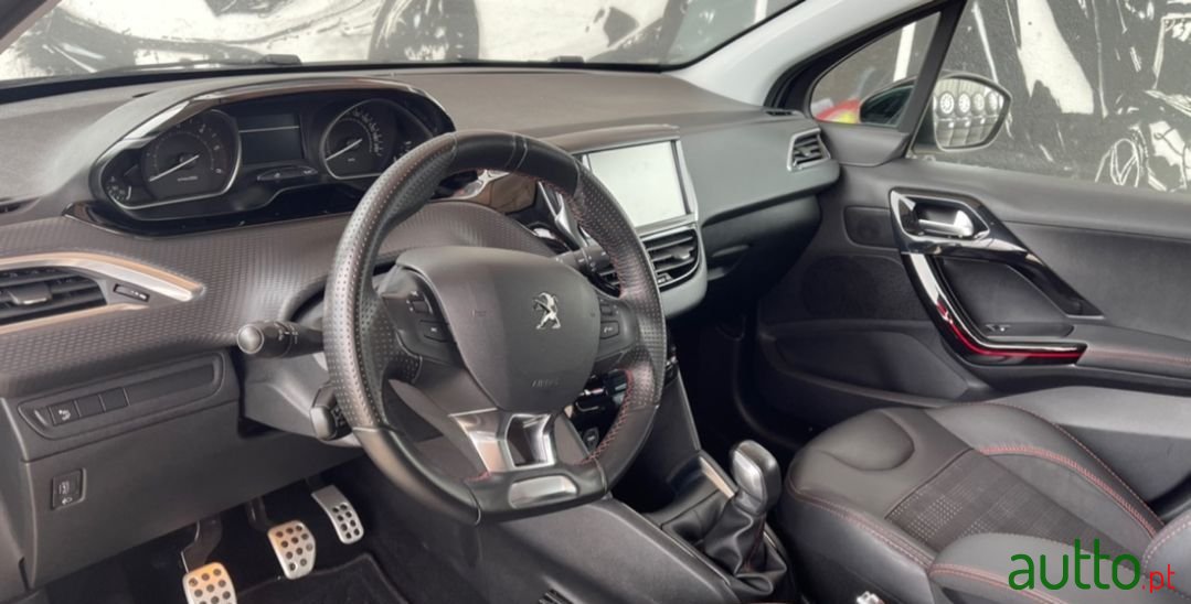 2018' Peugeot 208 photo #5