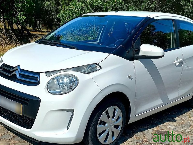 2017' Citroen C1 1.0 Vti Shine photo #1