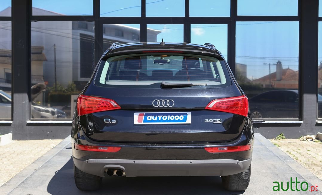 2008' Audi Q5 photo #5