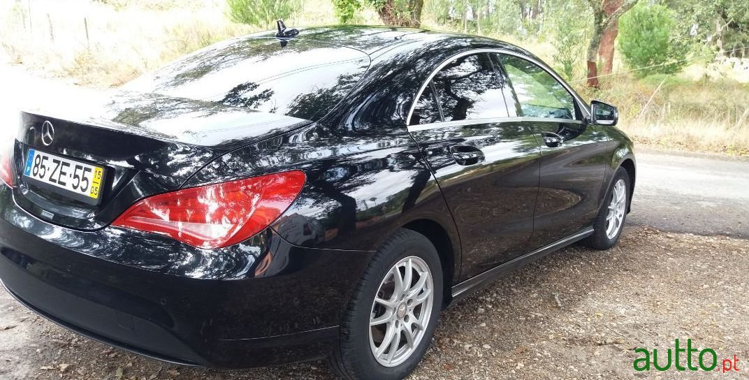 2015' Mercedes-Benz Cla-180 photo #4