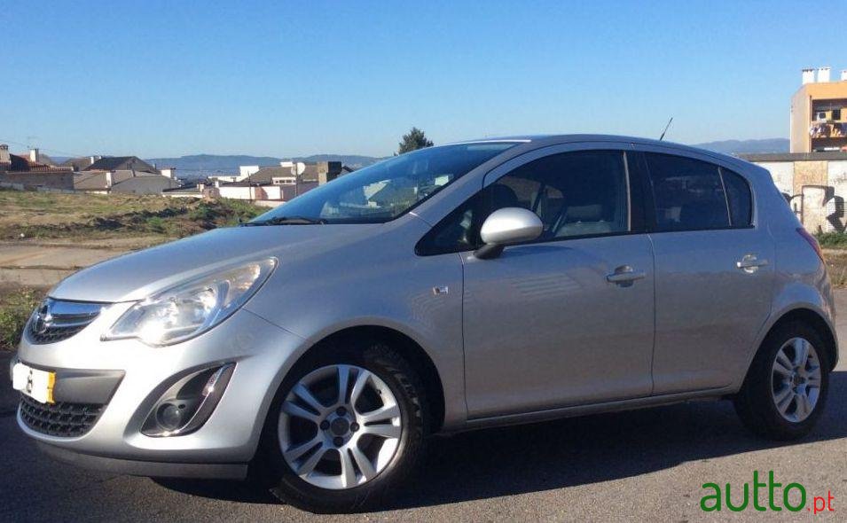 2011' Opel Corsa 1.3 Cdti Enjoy photo #1