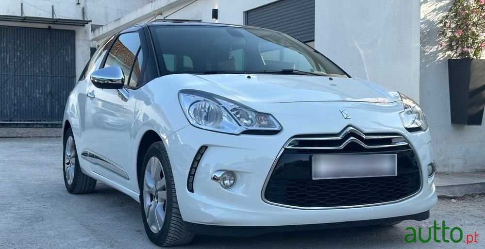 2014' Citroen DS3 1.6 Vti So Chic photo #3