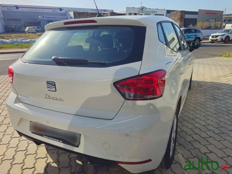 2023' SEAT Ibiza 1.0 Tsi Style Dsg photo #5