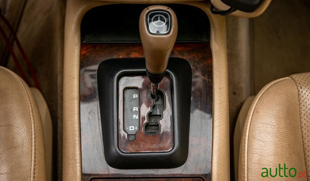 2000' Mercedes-Benz Ml-270 photo #5