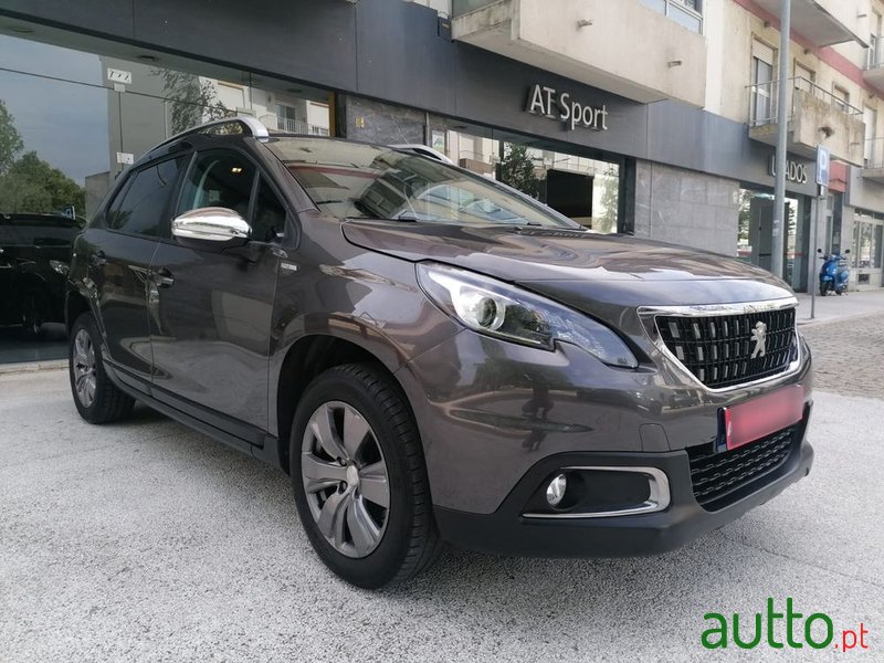 2018' Peugeot 2008 photo #1