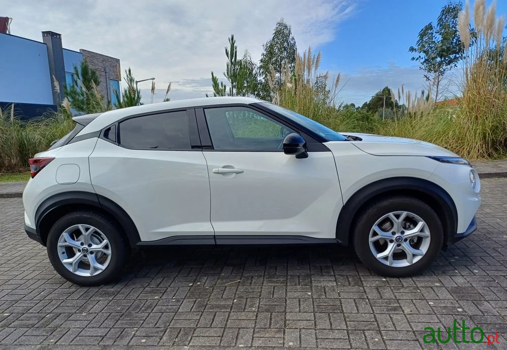 2022' Nissan Juke 1.0 Dig-T Acenta photo #4