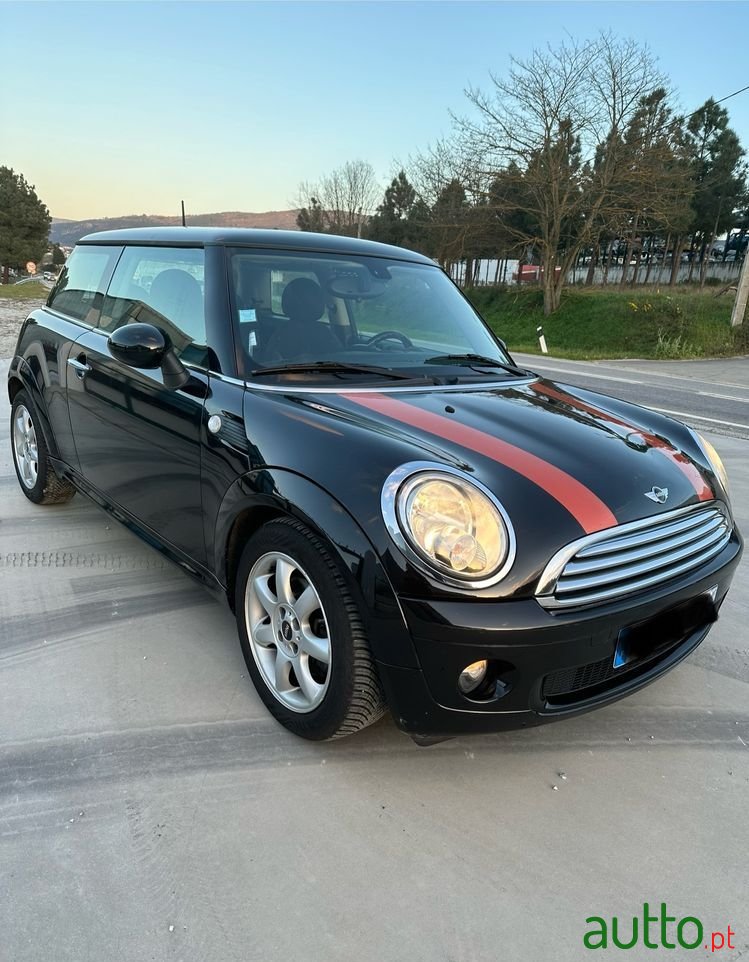 2009' MINI Cooper Auto. photo #1