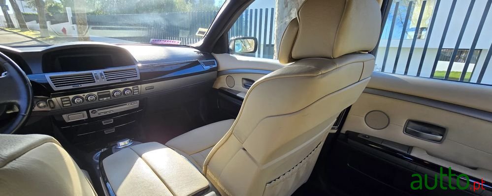 2007' BMW Série 7 D photo #6