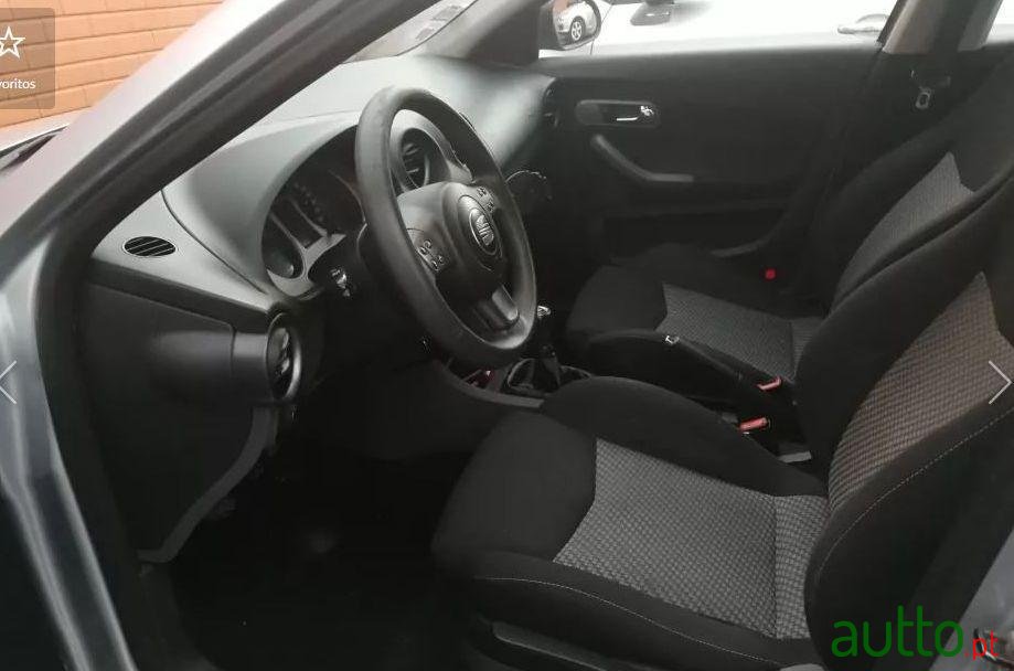 2008' SEAT Ibiza 1.4 Tdi 80Cv photo #1