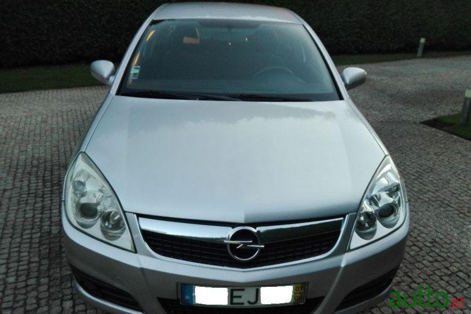 2007' Opel Vectra 1.9 Cdti photo #3
