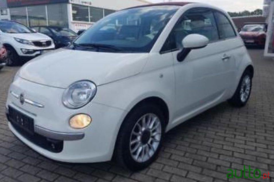 2010' Fiat 500C photo #1