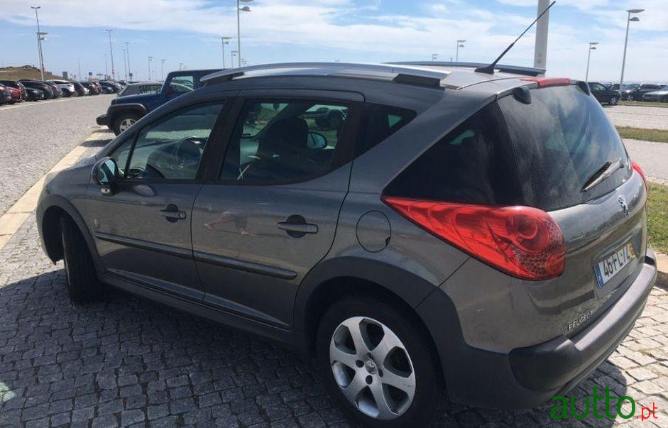 2008' Peugeot 207 Sw photo #4