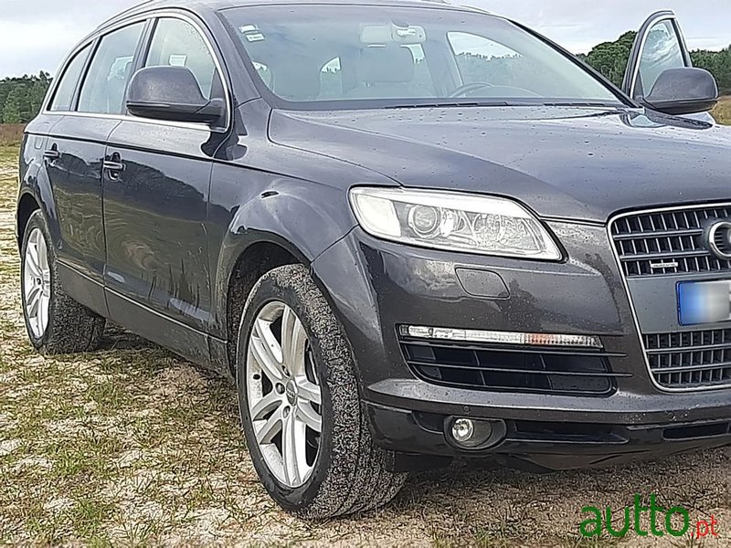 2007' Audi Q7 photo #6