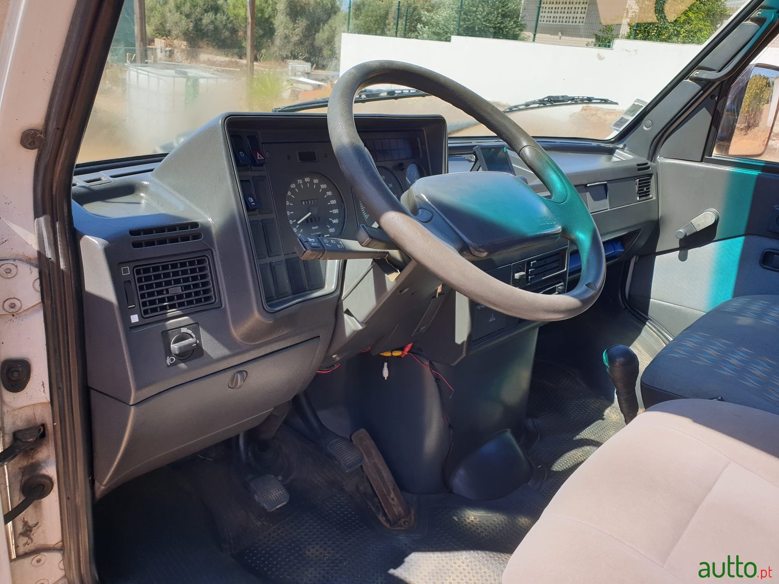 1998' Van Hool photo #4