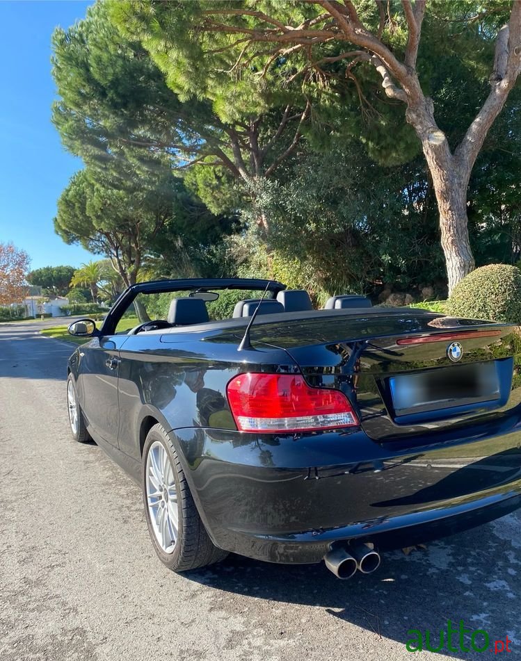 2009' BMW 118 I Edition Sport photo #3