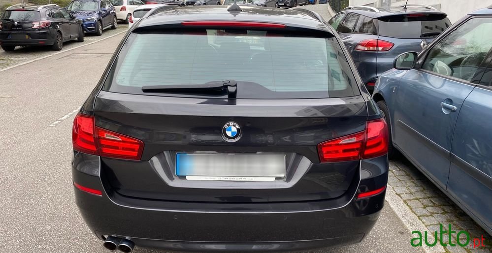 2012' BMW Série 5 D Auto photo #4