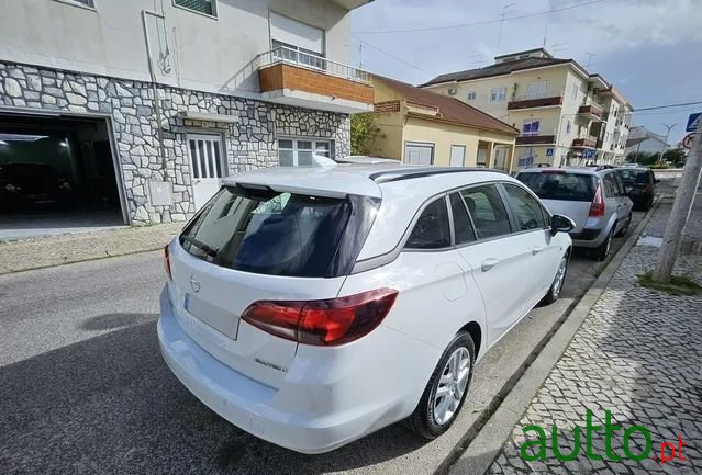 2018' Opel Astra Sports Tourer photo #6