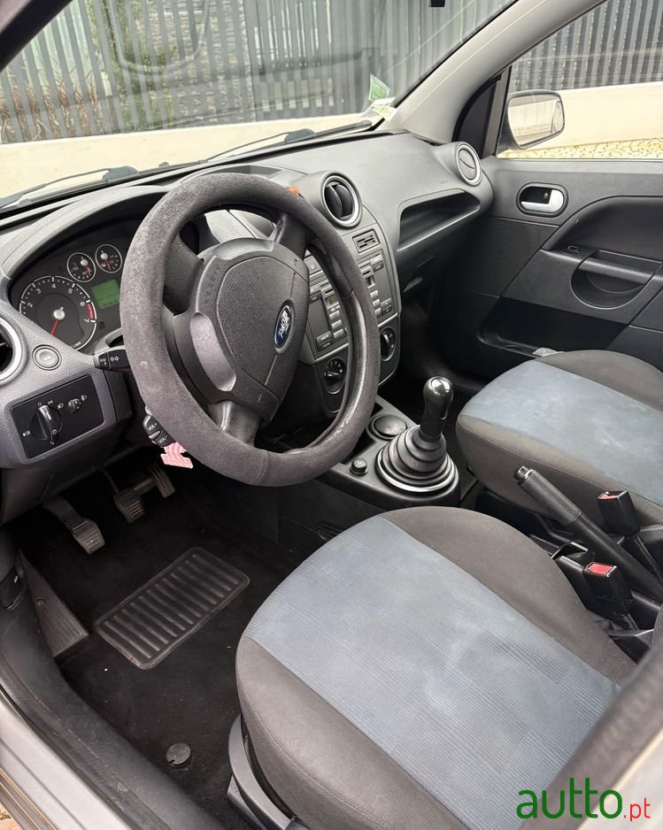 2006' Ford Fiesta 1.25 Trend photo #5