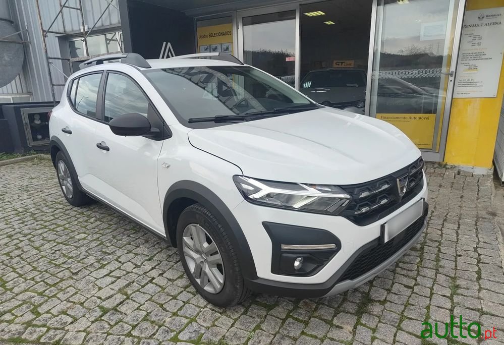 2022' Dacia Sandero photo #1