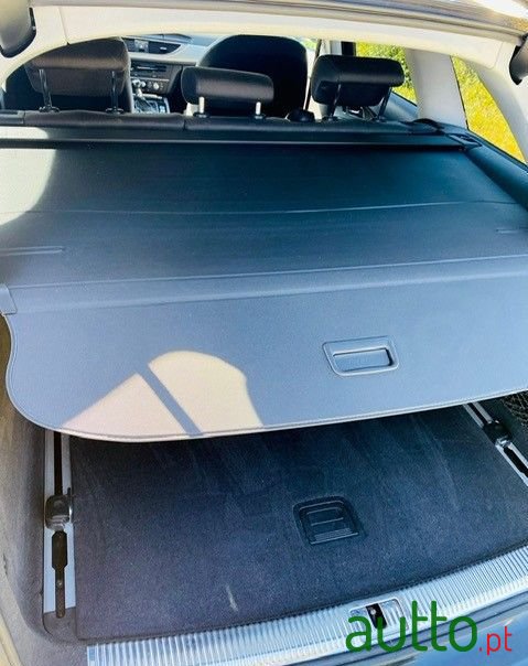 2012' Audi A6 Avant photo #3