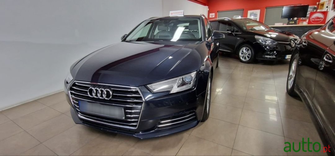 2016' Audi A4 Avant photo #6