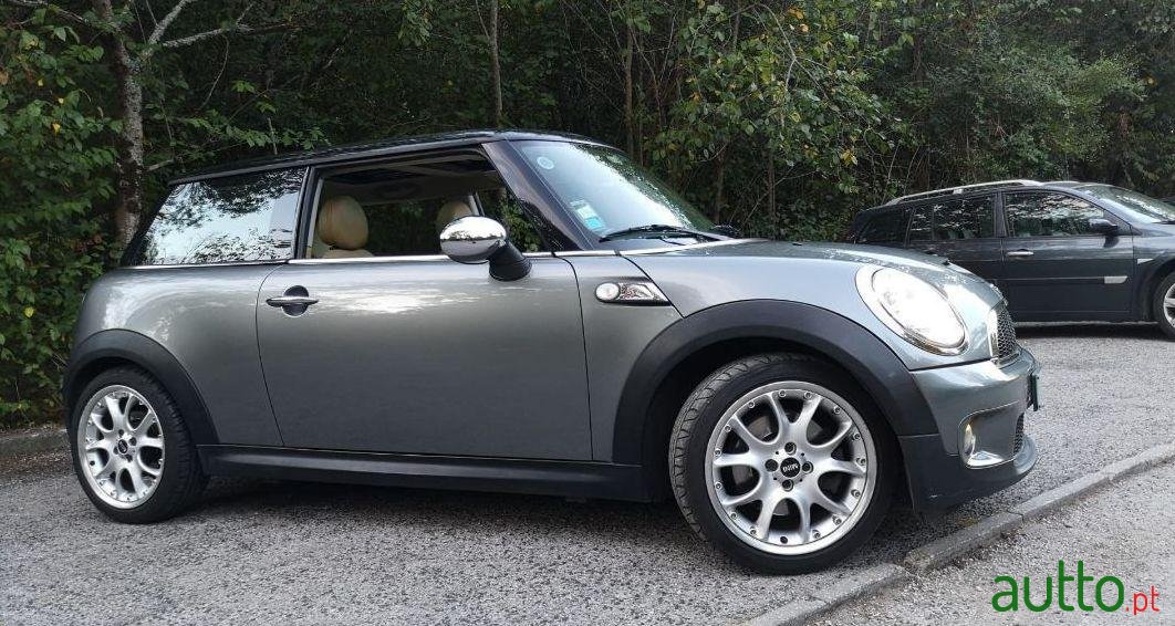 2007' MINI Cooper S photo #3