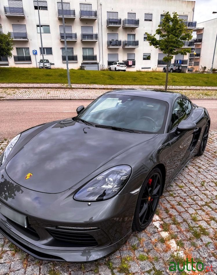 2016' Porsche 718 Cayman photo #1