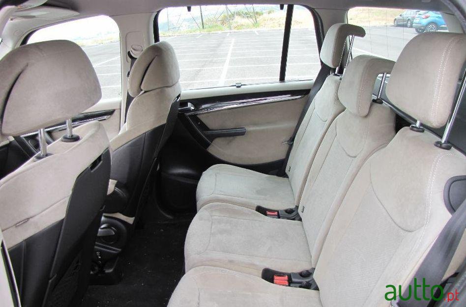 2007' Citroen C4 Grand Picasso photo #3