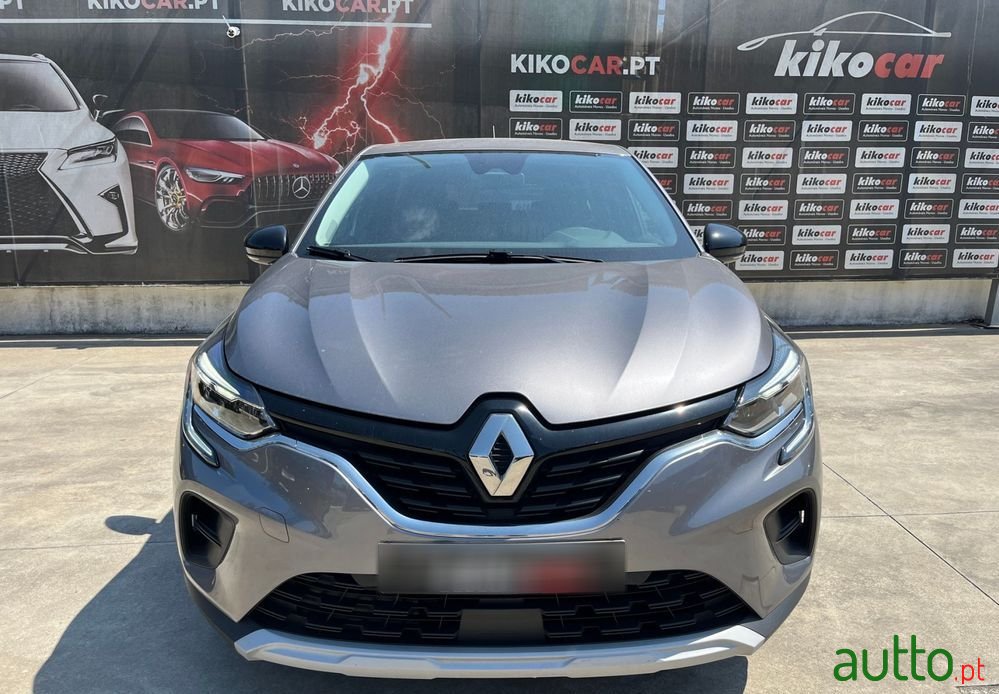 2023' Renault Captur photo #2
