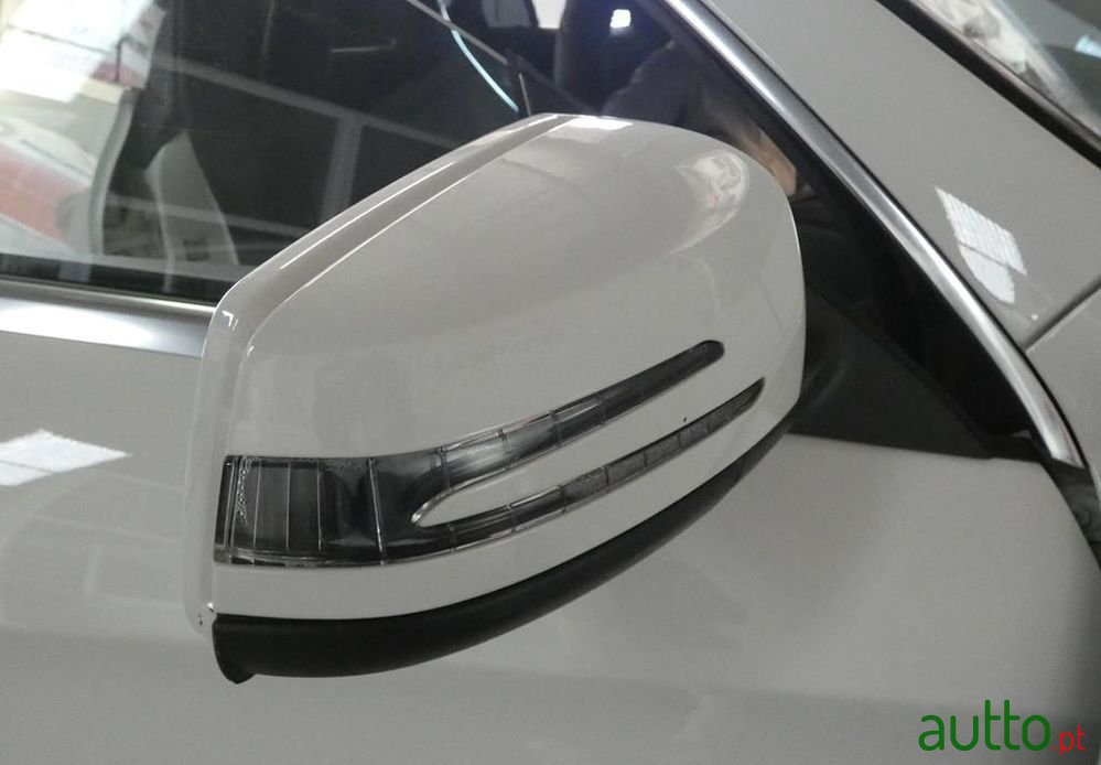 2015' Mercedes-Benz CLA 200 photo #6