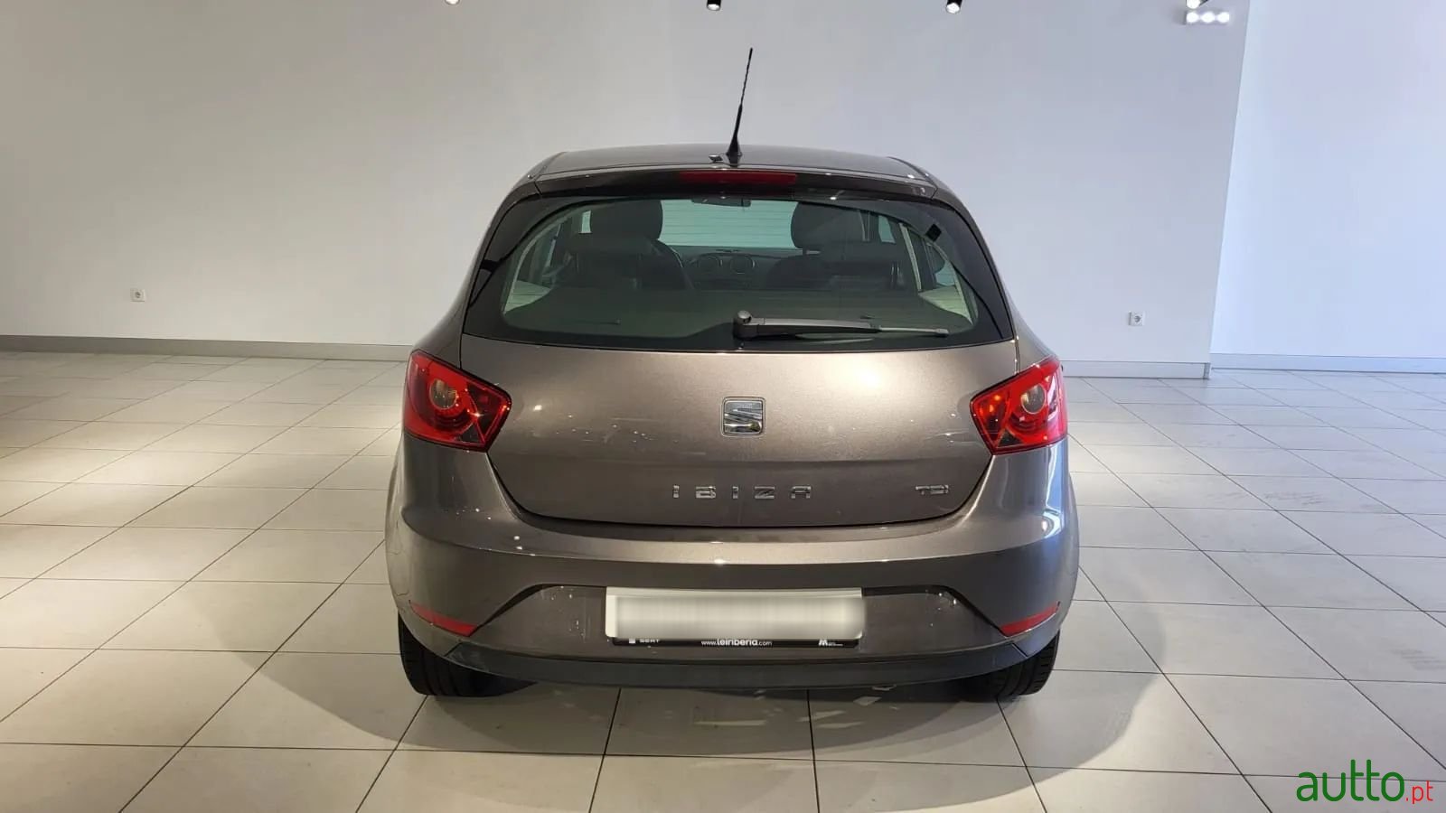 2015' SEAT Ibiza photo #6