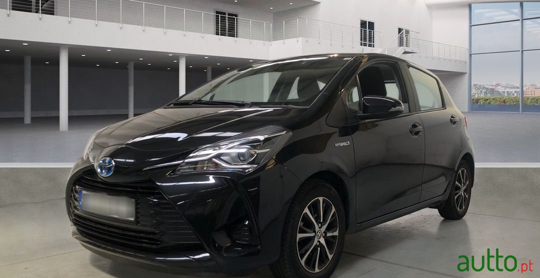2020' Toyota Yaris photo #1