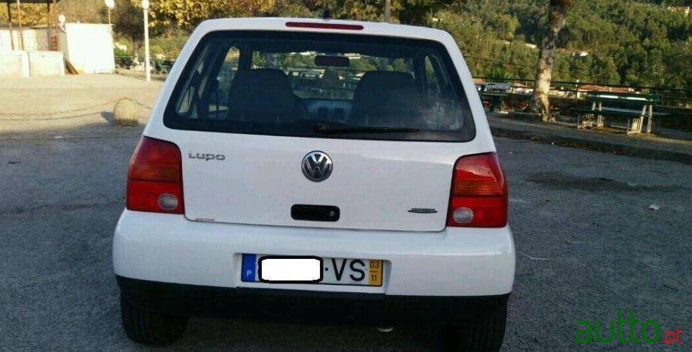 2003' Volkswagen Lupo 1.0 Conceptline photo #1