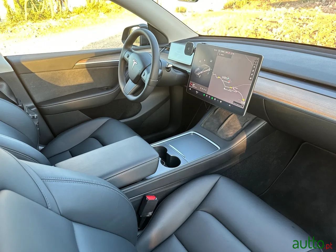 2022' Tesla Model Y photo #2