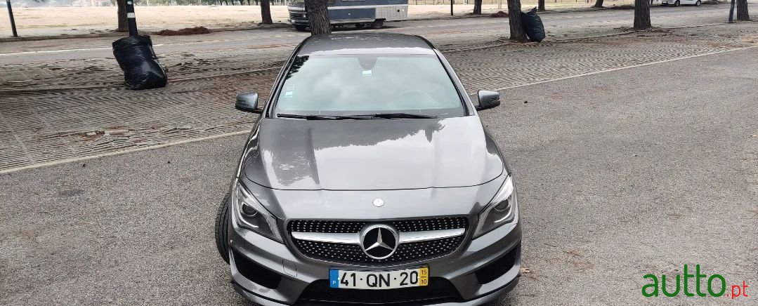 2015' Mercedes-Benz Cla-180 photo #2