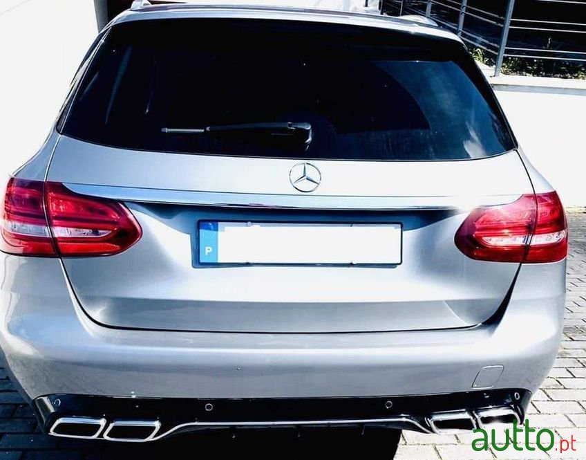 2014' Mercedes-Benz C-220 photo #2