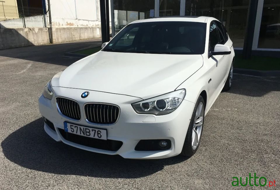 2012' BMW 535 Gran Turismo photo #5