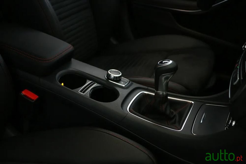 2017' Mercedes-Benz Classe Cla photo #4