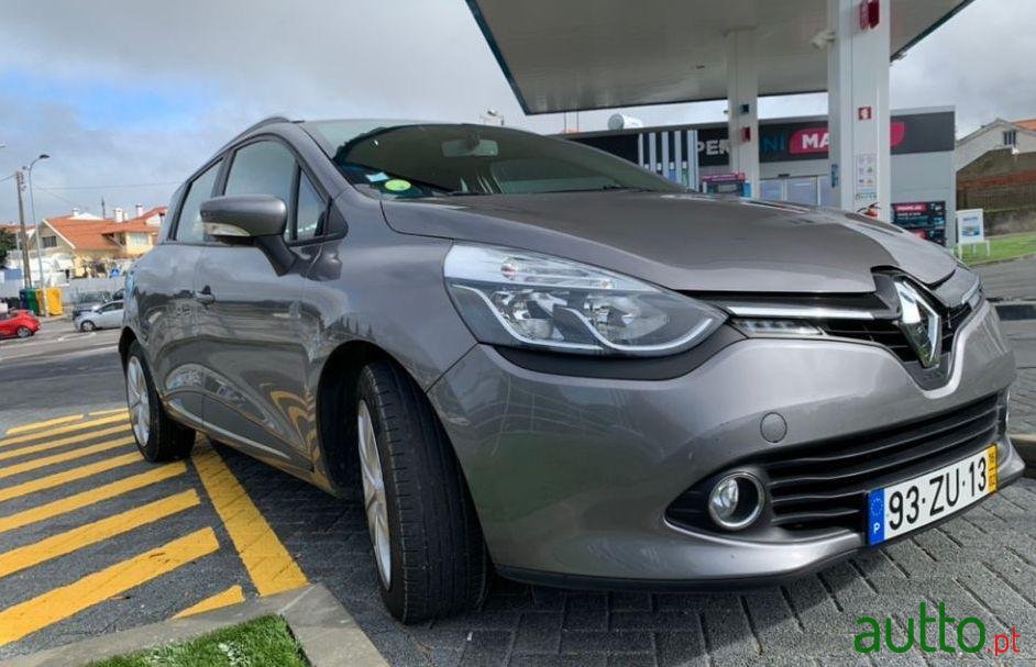 2016' Renault Clio Sport Tourer photo #1