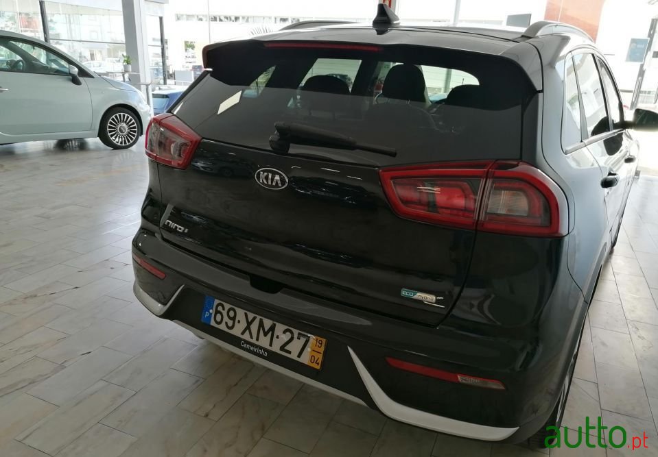 2019' Kia Niro photo #3