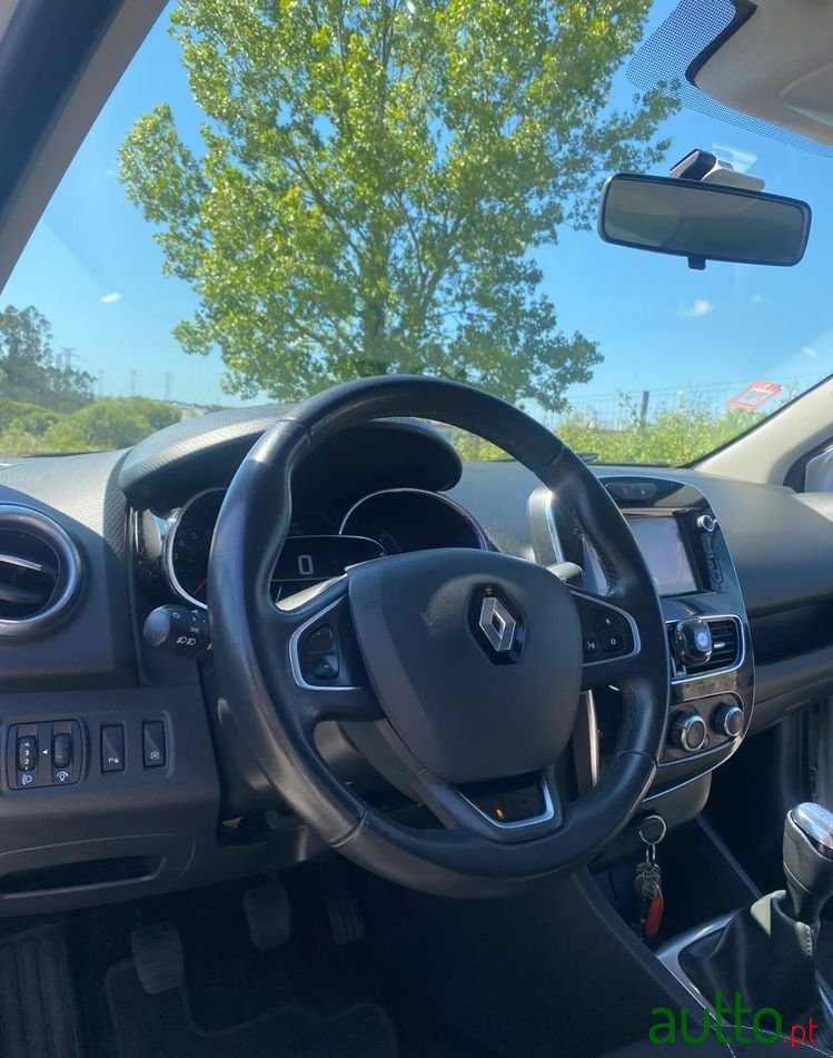 2016' Renault Clio 0.9 Tce Limited photo #5