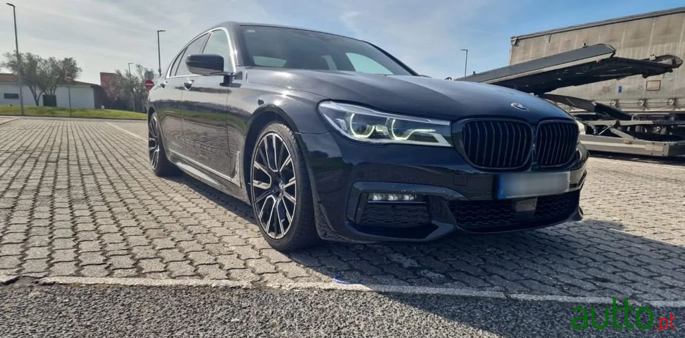 2016' BMW 730 D Xdrive Pack M photo #6