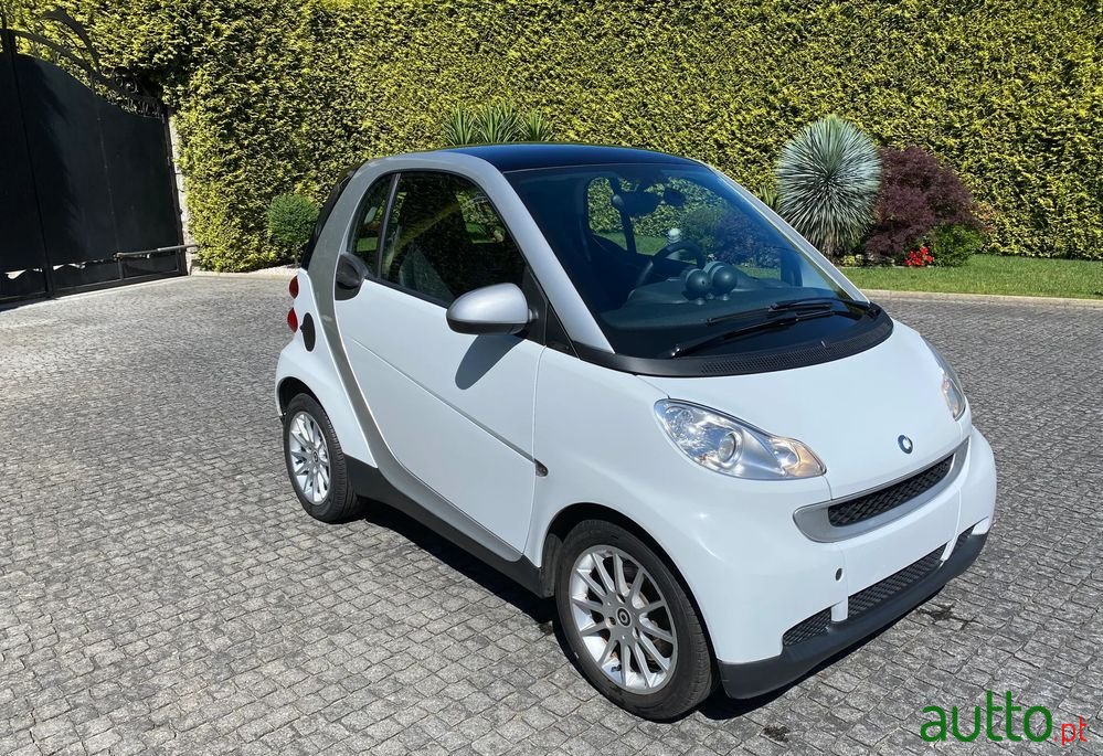 2008' Smart Fortwo 1.0 Mhd Passion 71 photo #1