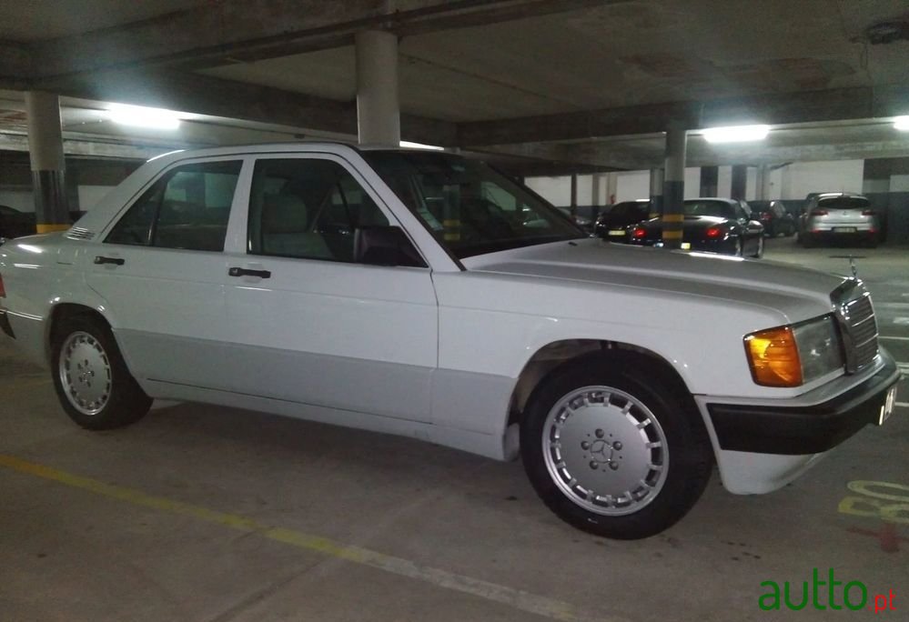 1991' Mercedes-Benz 190 D 2.0 photo #3