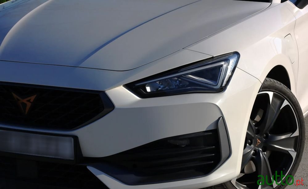 2021' Cupra Leon 1.4 E-Hybrid Dsg photo #2